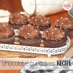 Easy Chocolate Cupcakes Recipe - thesupermomsclub.com