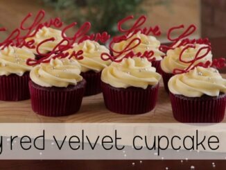 Valentines Red Velvet Cupcakes - thesupermomsclub.com